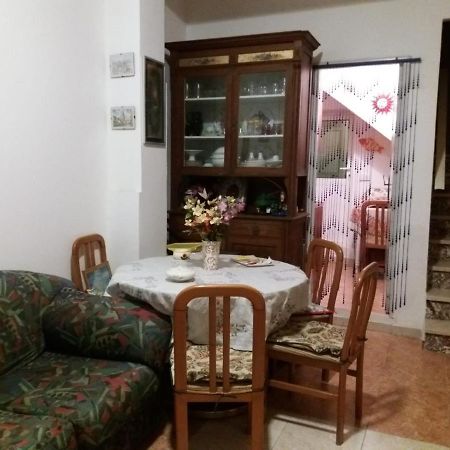 Casa Vacanza A Пунта Сека Екстериор снимка